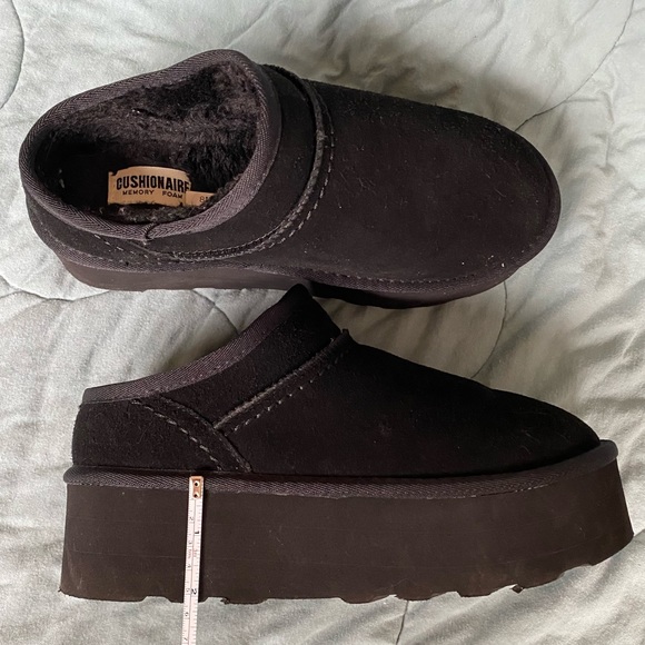 Cushionaire platform slippers - Picture 5 of 6